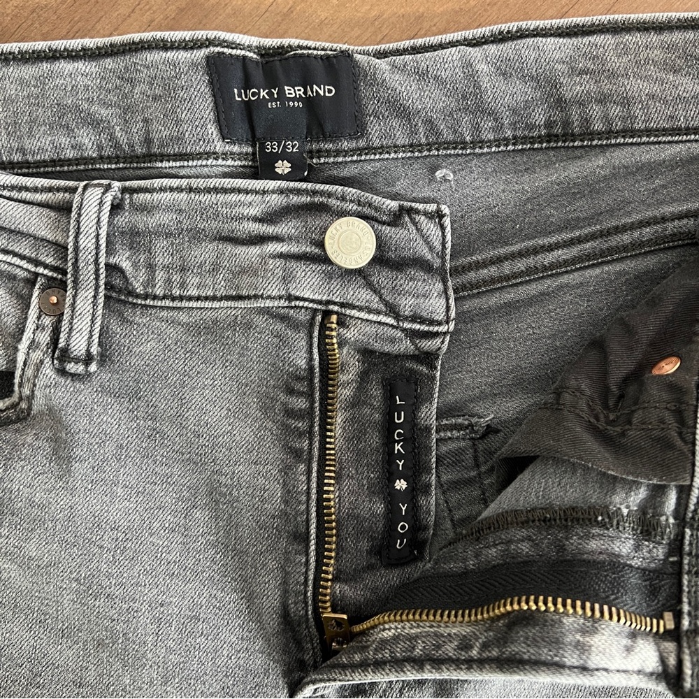Lucky Brand 410 Athletic Straight Jeans – Gray Wash – Men’s 33x32 - Picture 6 of 10